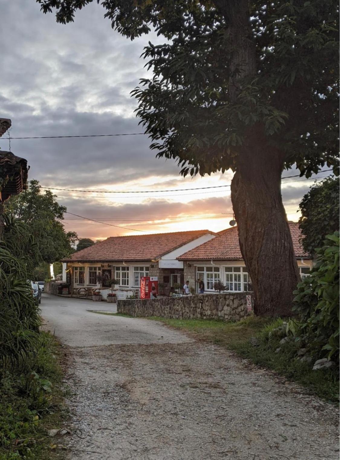 Hostel Gulpiyuri Llanes Villahormes 외부 사진
